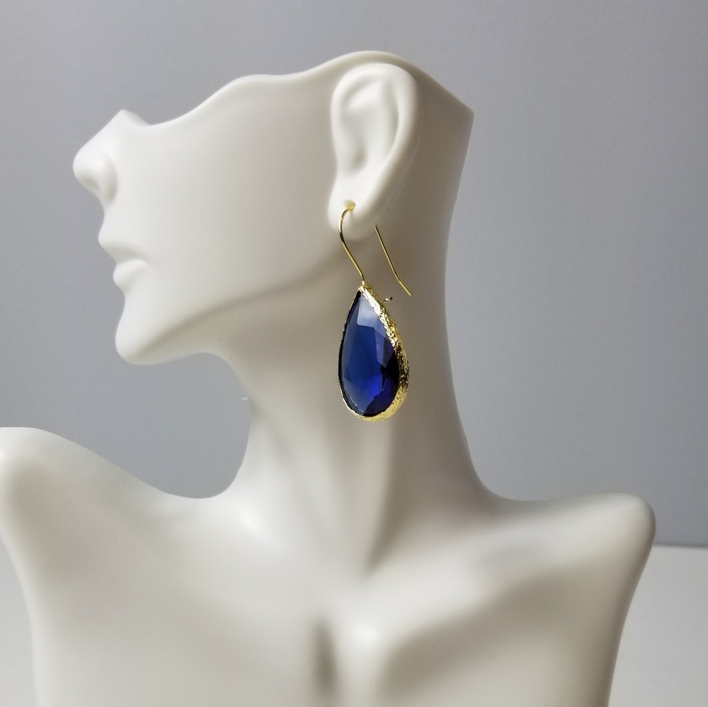 Crystal rhinestones birthstone gemstone earring - Picture 3 of 4